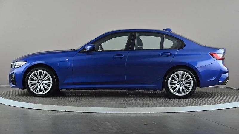 Used BMW 330e M Sport 292 HP (214 kW) 2020 Blue Sedan