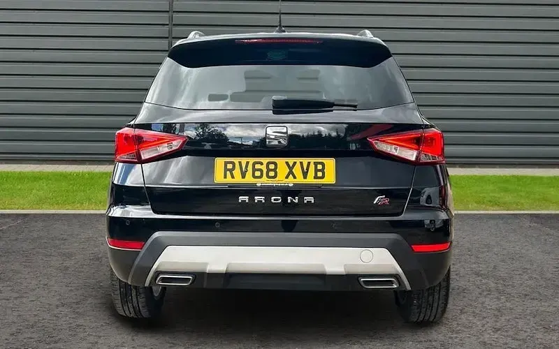 Używany Seat Arona FR 116 KM (85 kW) 2020 SUV