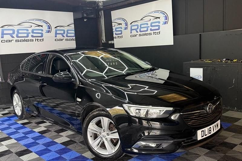 Second-hand Vauxhall Insignia Sport 110 CP (80 kW) 2018