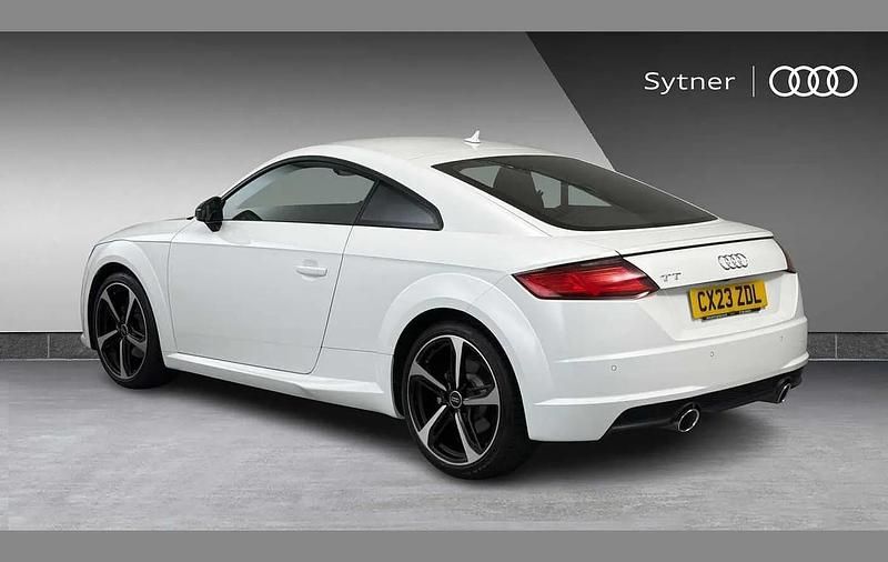 Usado Audi TT Sport 194 HP (142 kW) 2023 Branco Coupé
