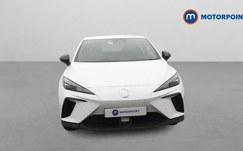 Used MG MG4 EV SE 319 kW (435 HP) 2023 White Hatchback