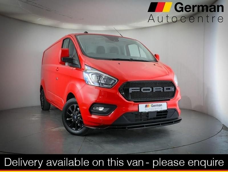Used Ford Transit Custom Limited 130 HP (95 kW) 2022 Red Van