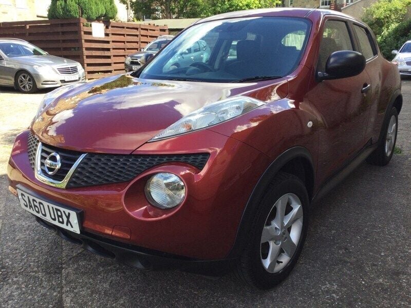 Red Used 2010 Nissan Juke Visia SUV | £2,750 (Fair price) - Image 1/4
