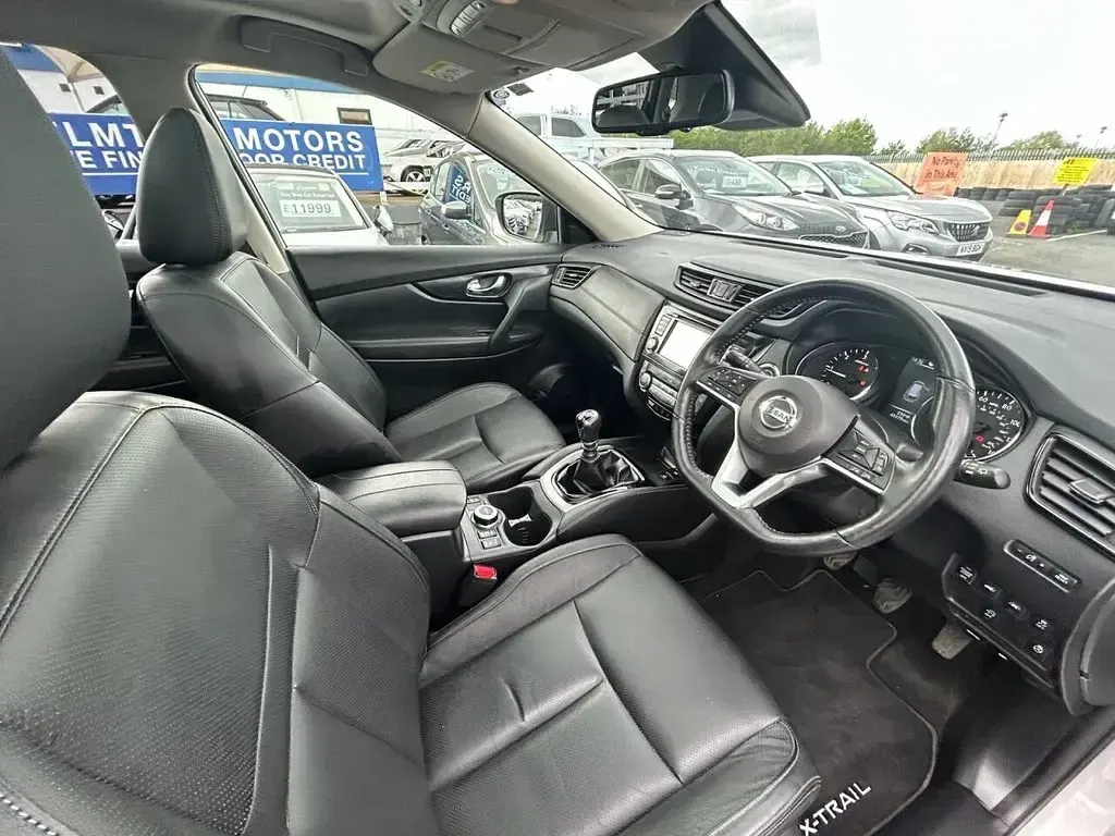 Used Nissan X-Trail Tekna 130 HP (95 kW) 2017 Silver SUV