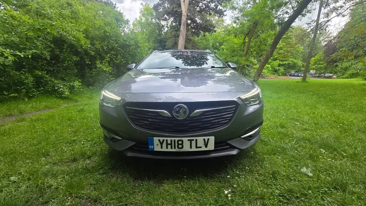 Used Vauxhall Insignia SRi 2018 Grey Estate