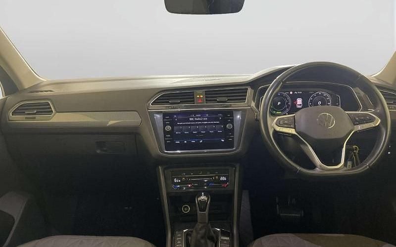 Usado VW Tiguan S 245 HP (180 kW) 2022 Cinzento SUV