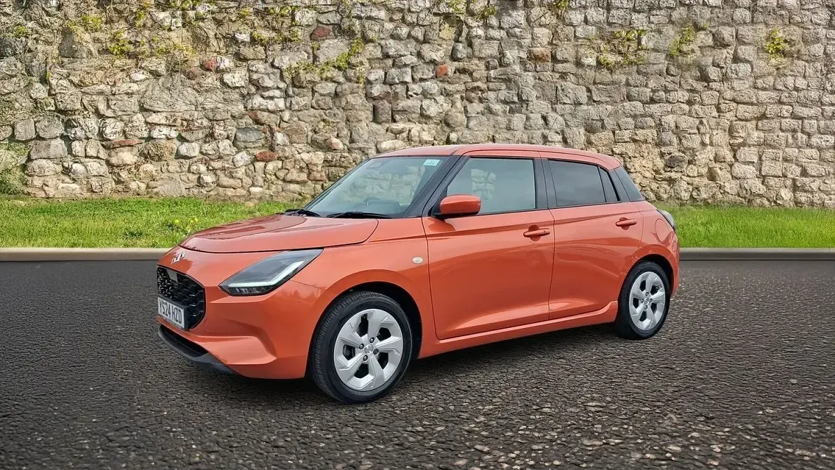 Used Suzuki Swift 82 HP (60 kW) 2024 Orange Hatchback