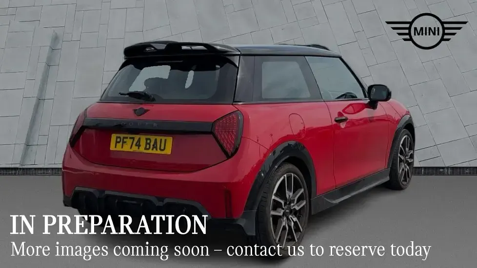 Used Mini Cooper Hatch 154 HP (113 kW) 2024 Red Hatchback