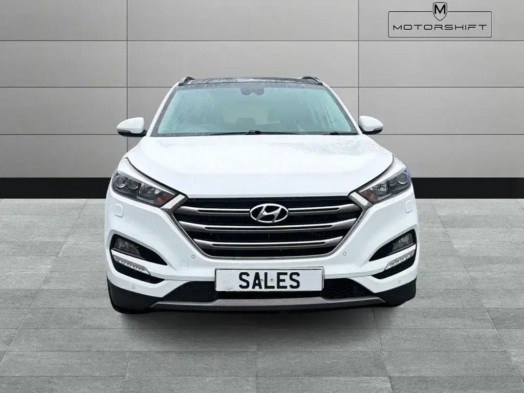 Used Hyundai Tucson Premium SE 136 HP (100 kW) 2015 White SUV