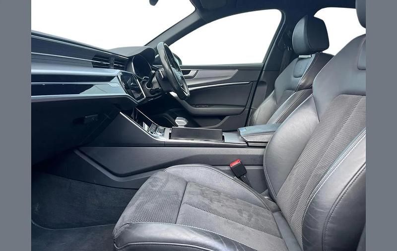 Used Audi A6 Black Edition 200 HP (147 kW) 2020 Silver Sedan