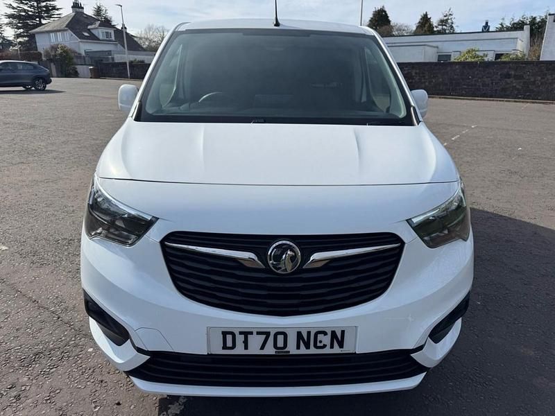 Used Vauxhall Combo Sportive 2021 White MPV