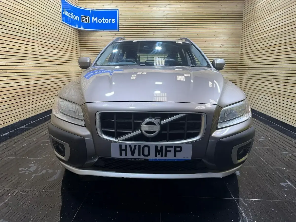 Used Volvo XC70 SE 205 HP (150 kW) 2010 Grey Estate