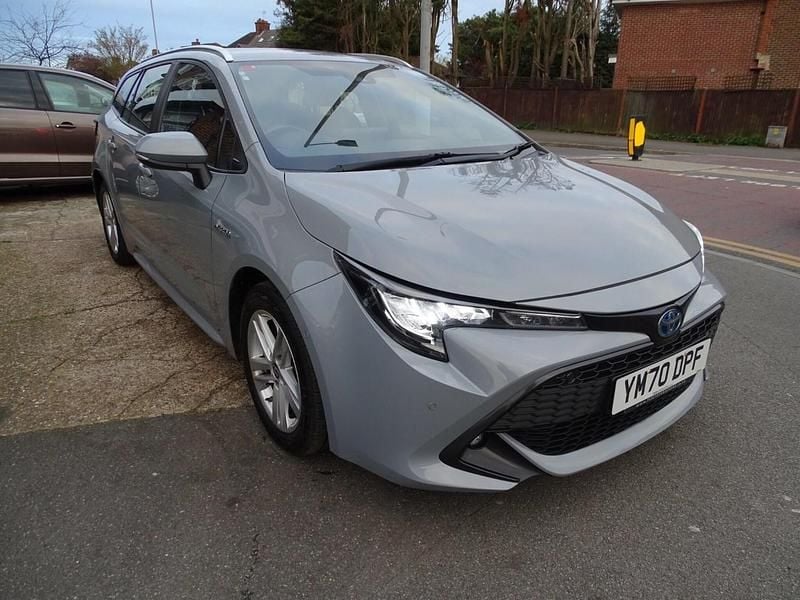 Used Toyota Corolla 122 HP (89 kW) 2021 Grey Estate