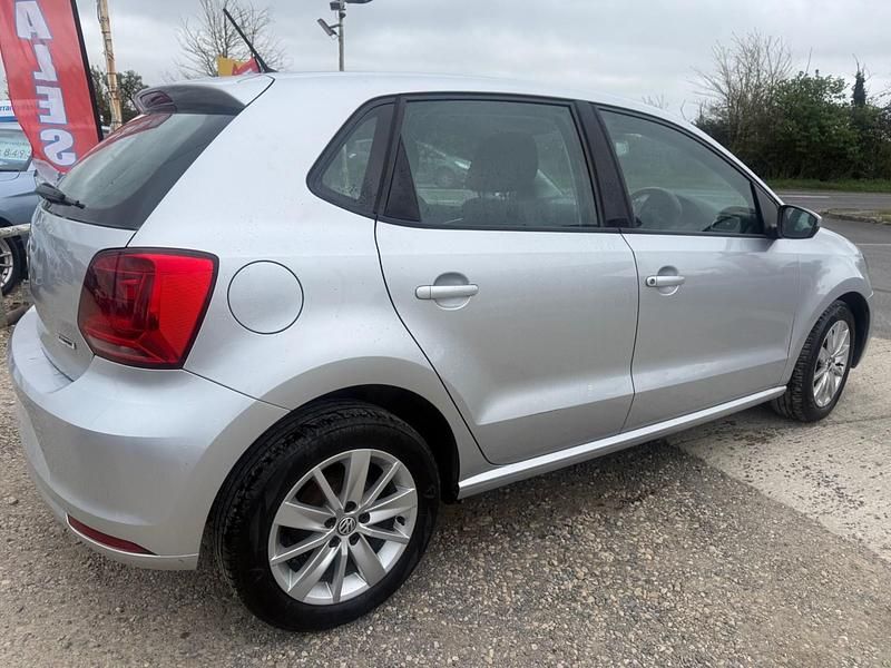 Used VW Polo SE 60 HP (44 kW) 2015 Silver Hatchback