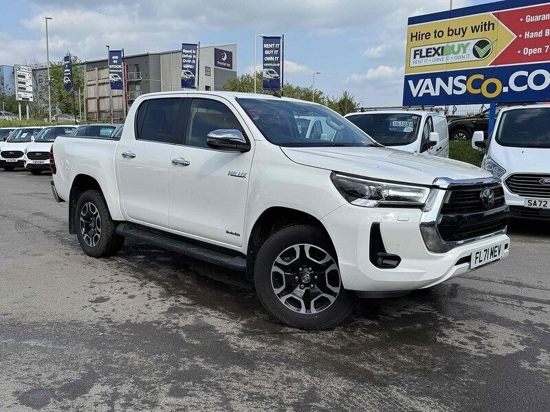 White Used 2021 Toyota HiLux Pickup | £19,995 (Fair price) - Image 1/4