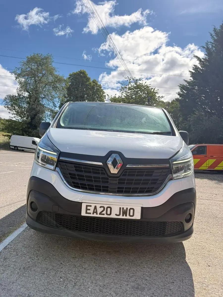 Used Renault Trafic Business 2020 White