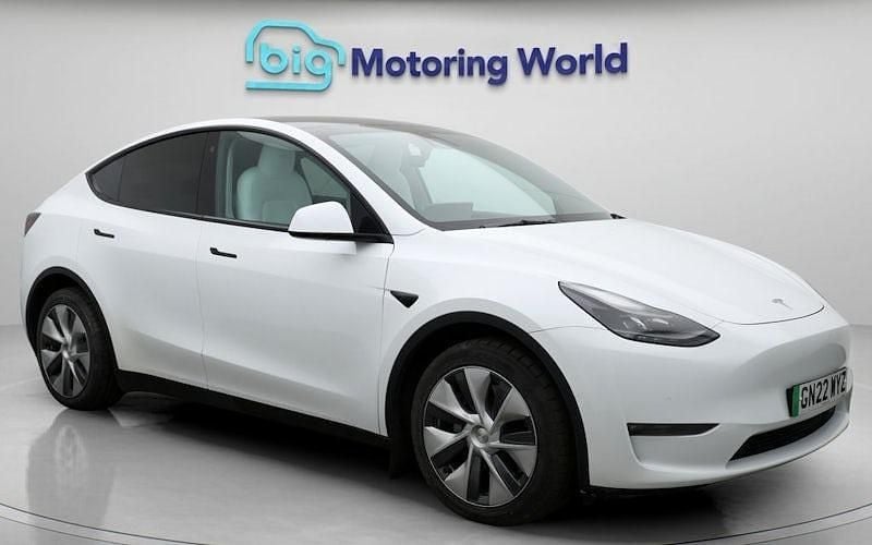 Used 2025 Tesla Model Y Long Range AWD SUV | £23,500 (Super price) - Image 1/4