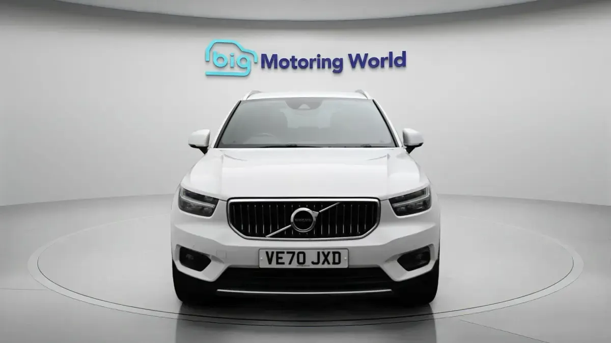 Usado Volvo XC40 Inscription 211 CV (155 kW) 2020 Blanco SUV