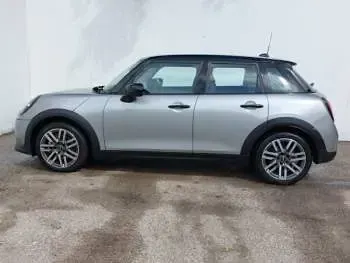 Used Mini Cooper Classic 114 kW (156 HP) 2025 Silver Hatchback