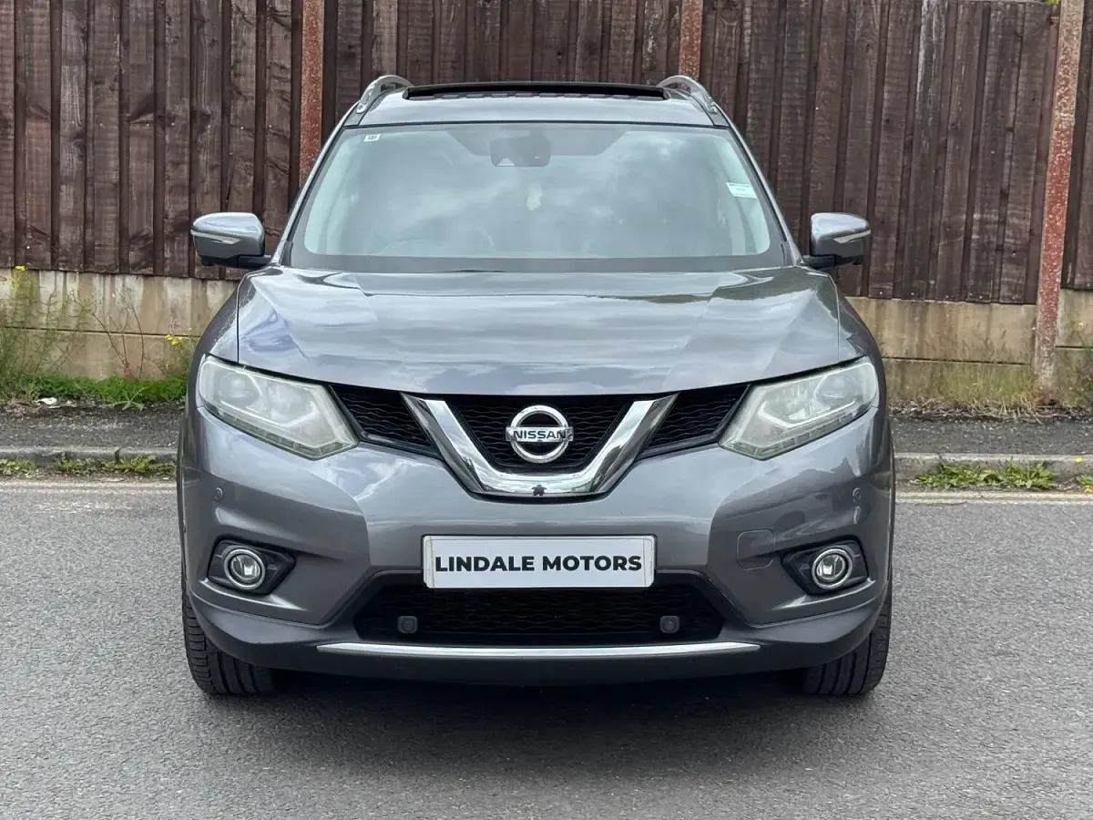 Used Nissan X-Trail Tekna 130 HP (95 kW) 2014 Grey SUV