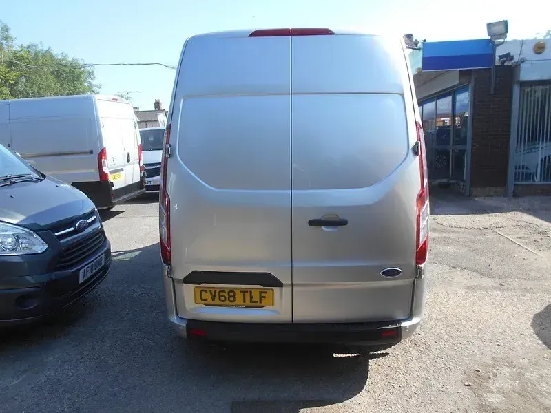 Used Ford Transit Custom Trend 105 HP (77 kW) 2018 Silver Van