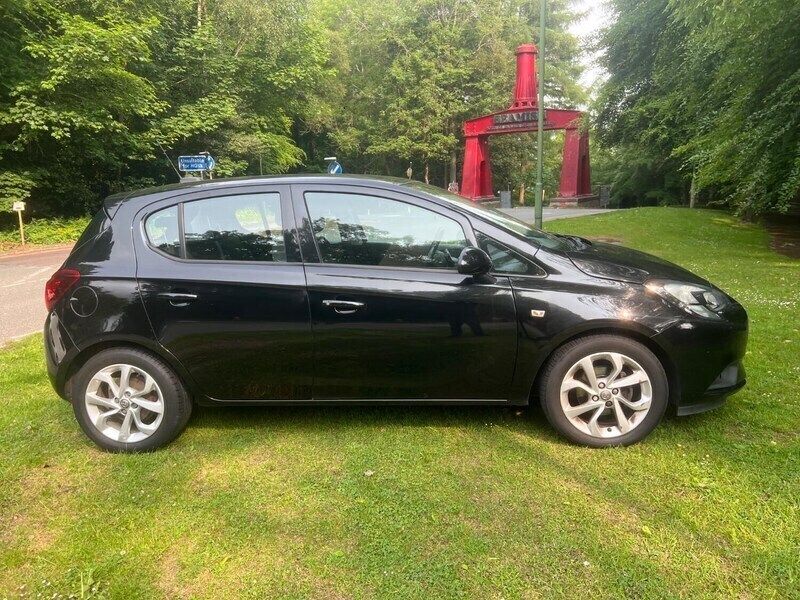 Black Used 2017 Vauxhall Corsa Hatchback | £4,499 (Fair price) - Image 1/4
