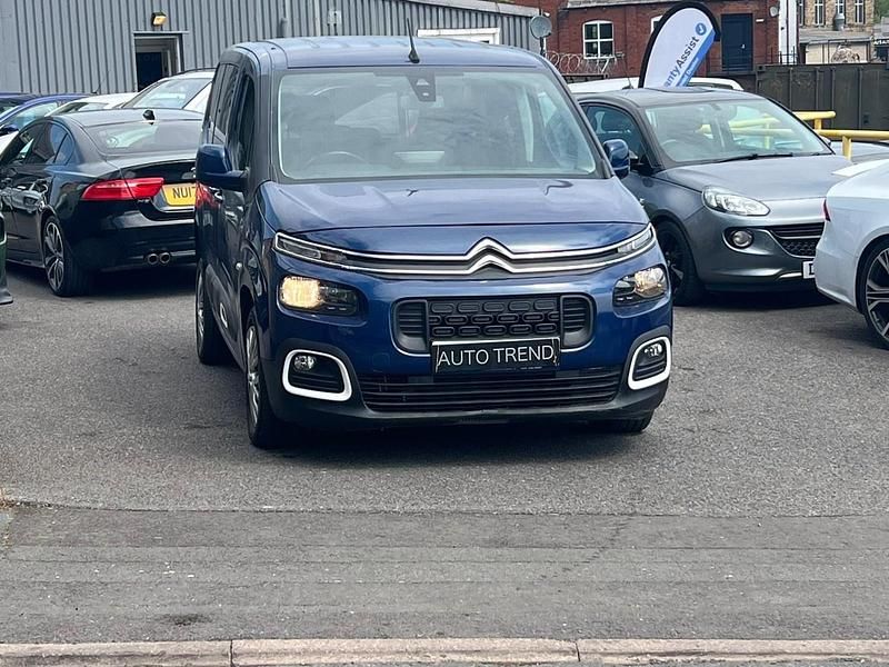 Blue Used 2020 Citroën Berlingo Feel MPV | £10,991 (Good price) - Image 1/4