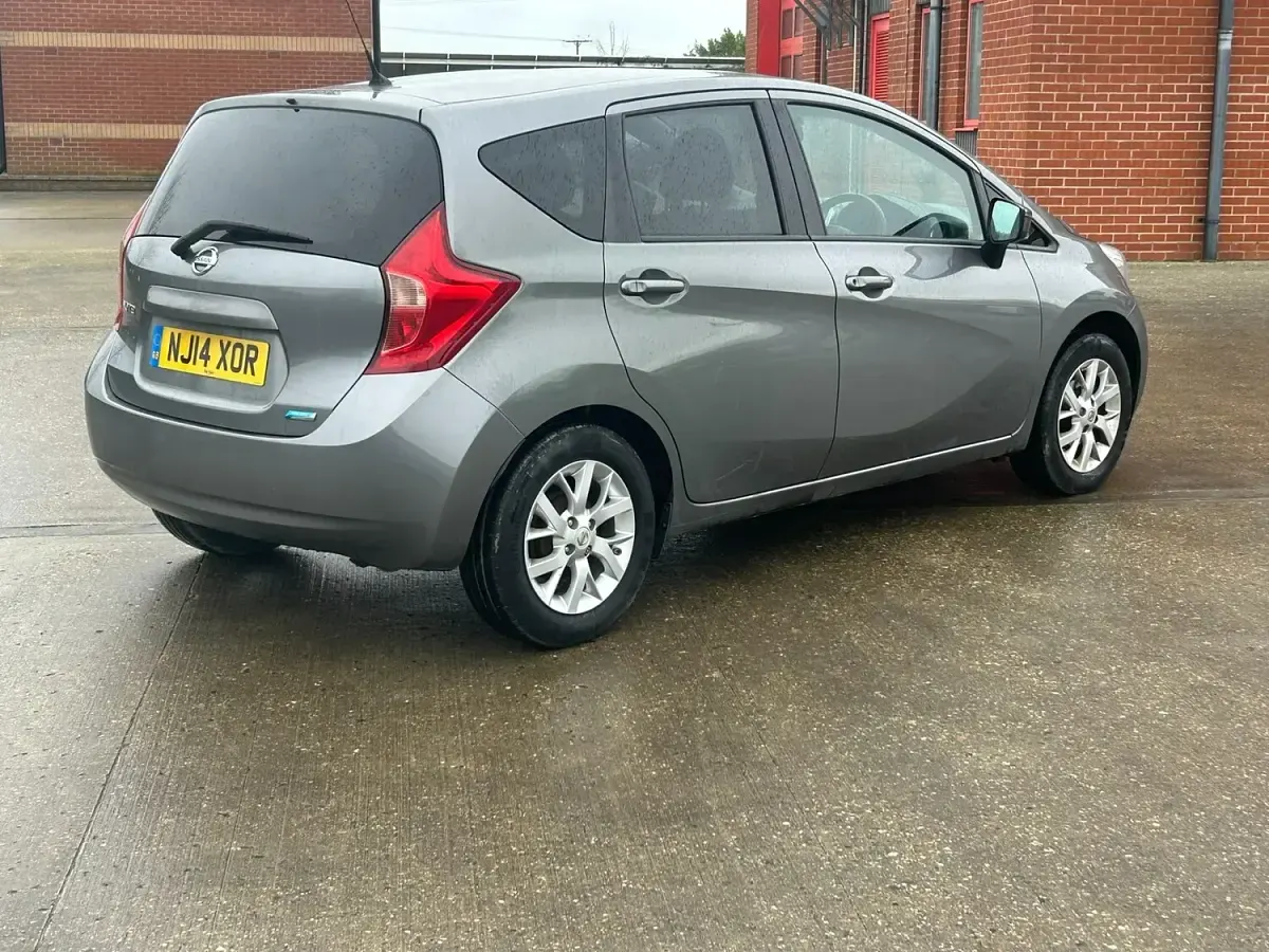 Used Nissan Note Acenta Premium 78 HP (57 kW) 2014 Grey Hatchback