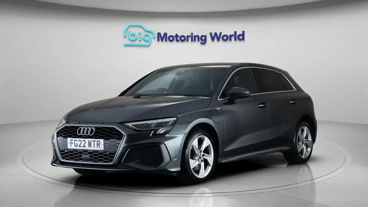 Used Audi A3 Sportback e-tron S-Line 201 HP (147 kW) 2022 Hatchback