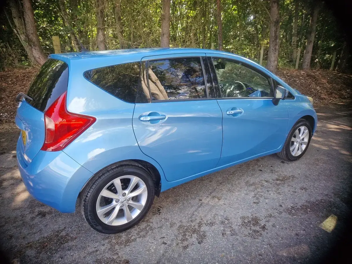 Used Nissan Note S 98 HP (72 kW) 2015 Blue Hatchback