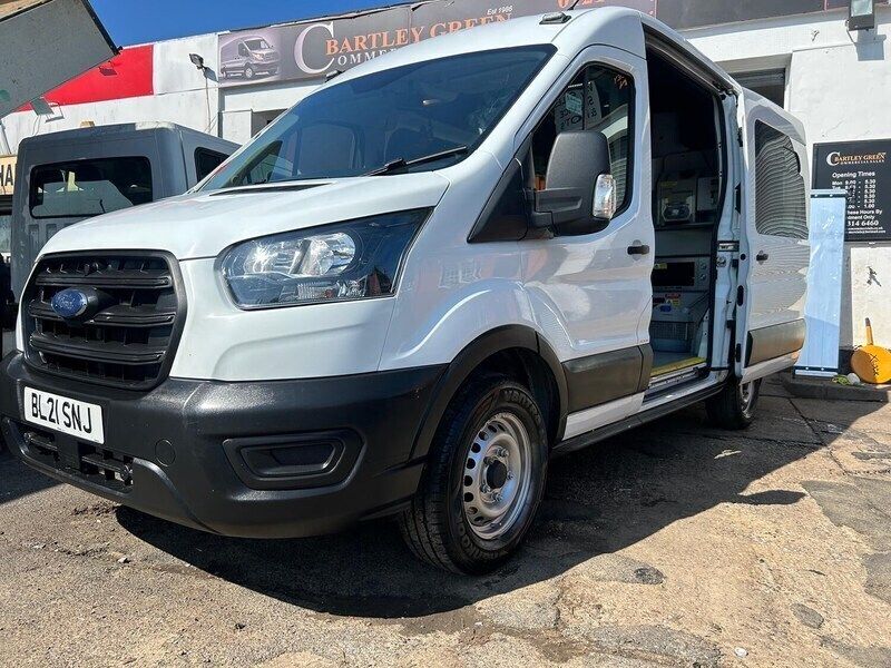 White Used 2021 Ford Transit MPV | £11,990 (Super price) - Image 1/4