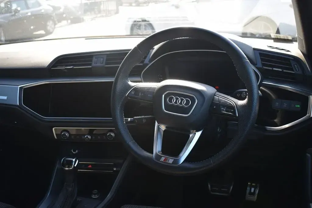 Used Audi Q3 S-Line 150 HP (110 kW) 2019 Blue SUV