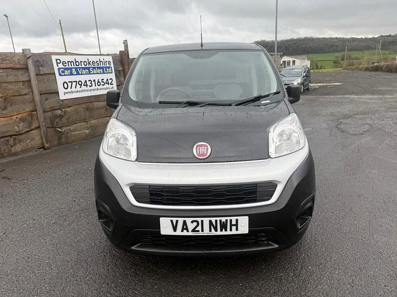 Used Fiat Fiorino S 80 HP (58 kW) 2021 Black MPV