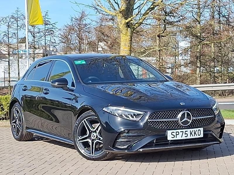 New Mercedes A200 Executive 150 HP (110 kW) 2025 Black Hatchback