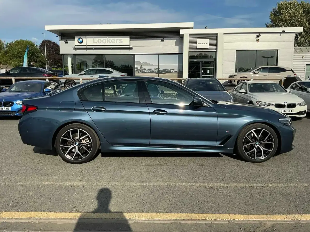 Used BMW 520 M Sport 2023 Blue Sedan