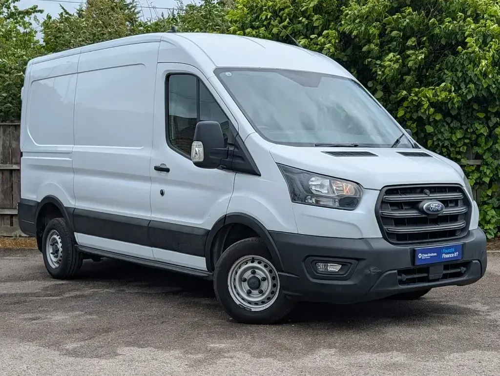 Used Ford Transit S 105 HP (77 kW) 2020 White Van