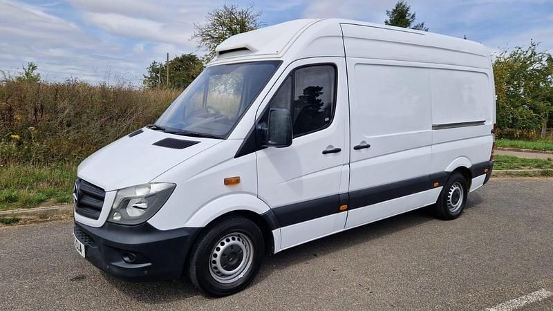 White Used 2015 Mercedes Sprinter Van | £8,999 (Good price) - Image 1/4