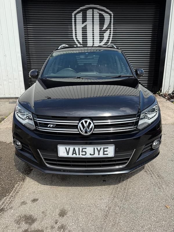 Black Used 2015 VW Tiguan R-line SUV | £6,995 (Good price) - Image 1/4