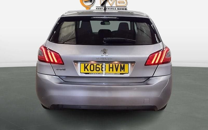 Used Peugeot 308 Allure 131 HP (96 kW) 2020 Hatchback