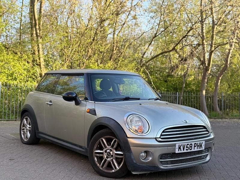 Silver Used 2008 Mini ONE Hatch Hatchback | £1,490 (Fair price) - Image 1/4