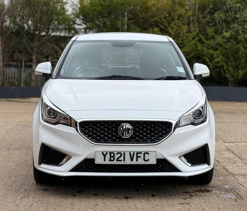 Used MG MG3 Exclusive 106 HP (77 kW) 2021 White Hatchback