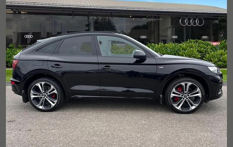 Used Audi Q5 Sportback Comfort 200 HP (147 kW) 2023 Black SUV