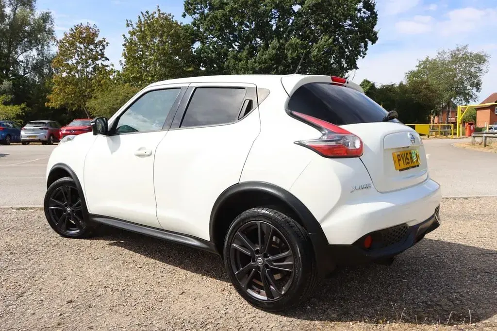 Used Nissan Juke S 115 HP (84 kW) 2015 White SUV