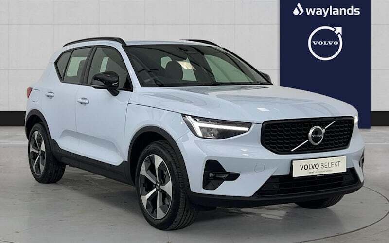 Used 2026 Volvo XC40 Plus SUV | £35,791 (A bit pricey) - Image 1/4