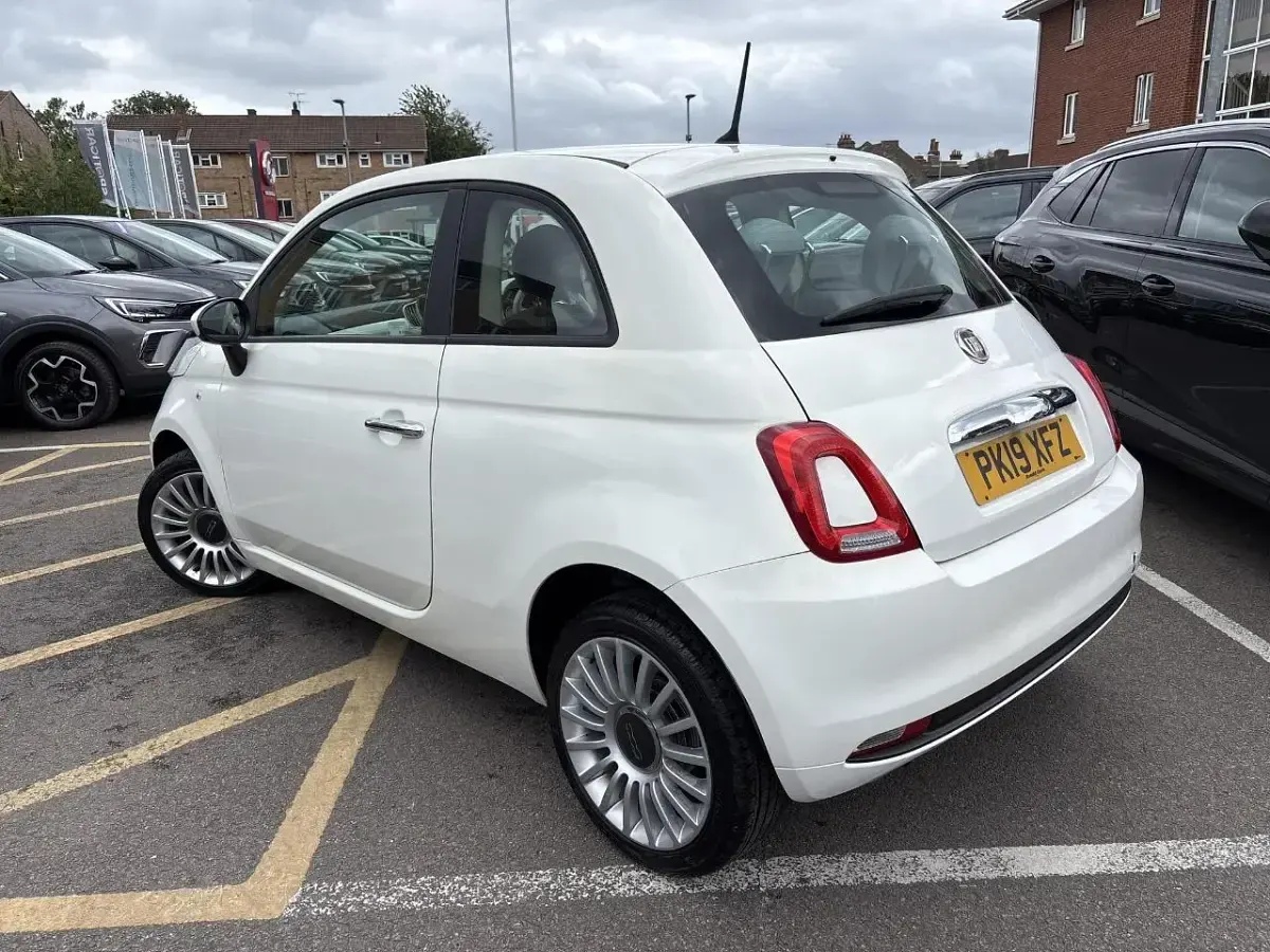 Used Fiat 500 Pop 69 HP (50 kW) 2019 White Hatchback