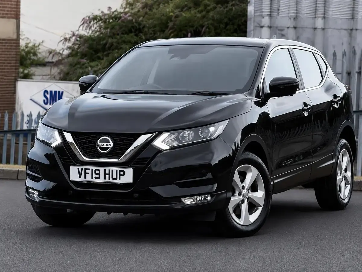 Used Nissan Qashqai Acenta Premium 138 HP (101 kW) 2019 Black SUV