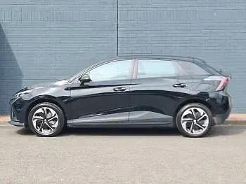 Used MG MG4 EV SE 125 kW (170 HP) 2023 Black Hatchback