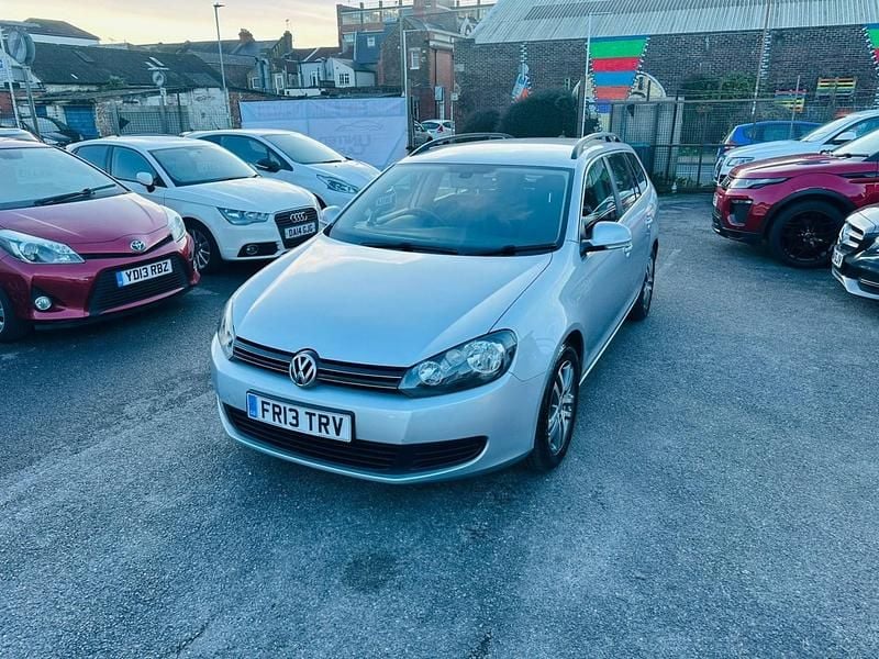 Used VW Golf VII SE 105 HP (77 kW) 2013 Silver Estate