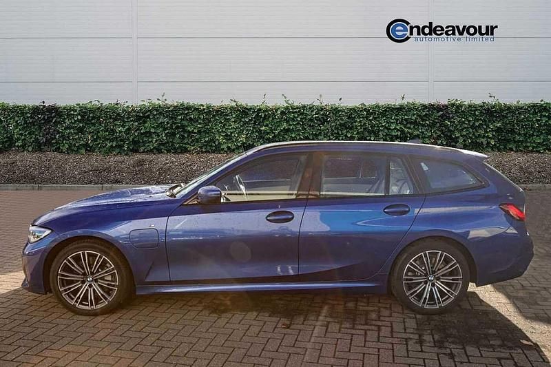 Used BMW 330e M Sport 2021 Blue Estate