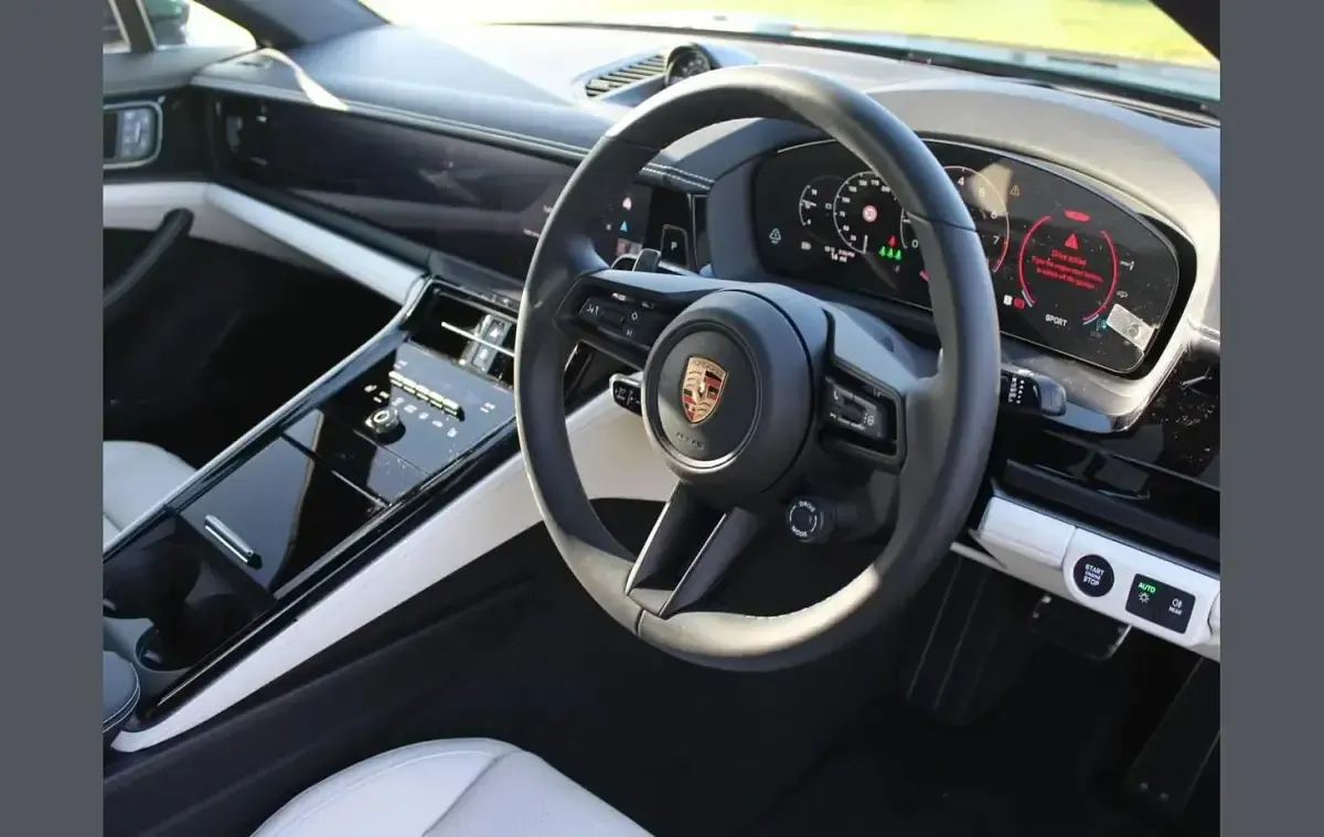Novo Porsche Panamera 464 HP (341 kW) 2026 Verde Citadino
